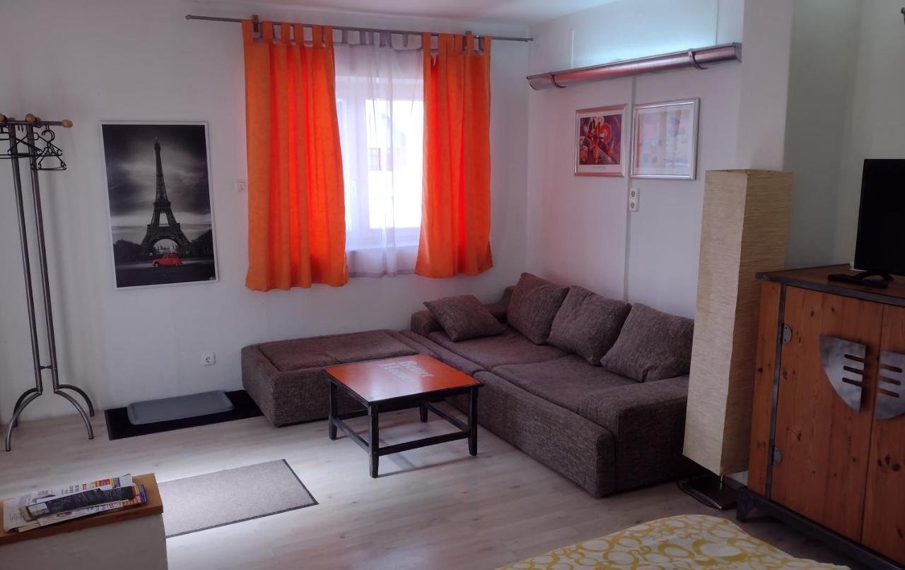 Kleines Gemuetliches Apartment In Zentraler Lage Приен ам Химзее Екстериор снимка